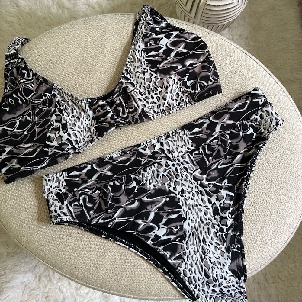 Shein snakeskin high waisted bikini, L